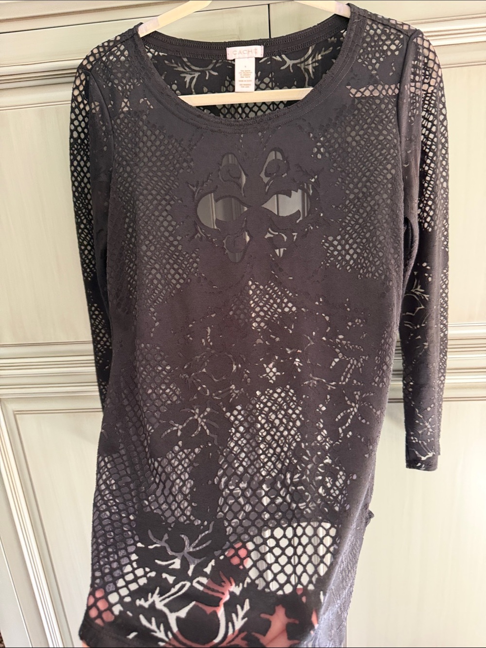 Cache Black Long-Sleeve Lace-Pattern Top - Picture 4 of 5
